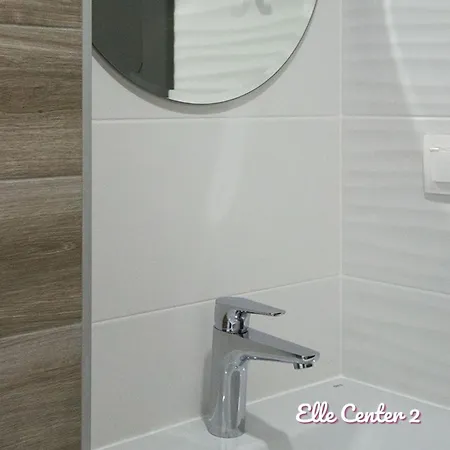 Appartement Elle Center By Rv - Center *