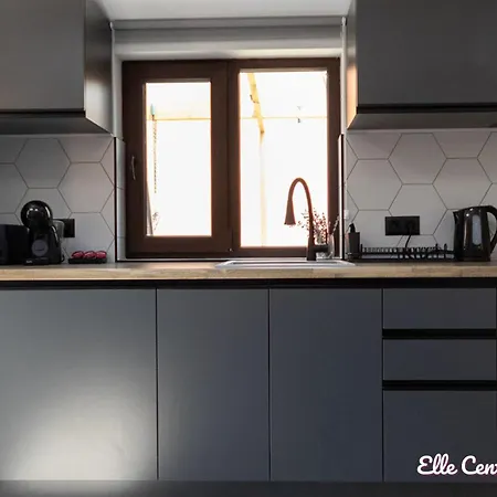 Elle Center By Rv - Center Varna